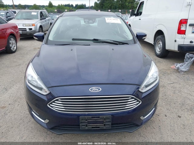 Ford Focus Titanium 2017 1FADP3N28HL312317 Image 12