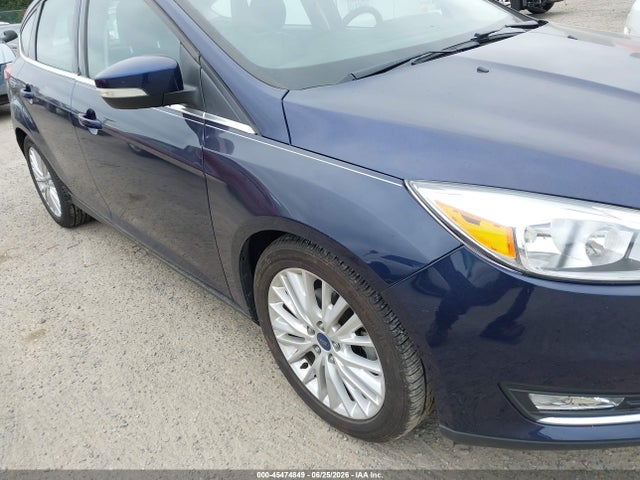 Ford Focus Titanium 2017 1FADP3N28HL312317 Image 17