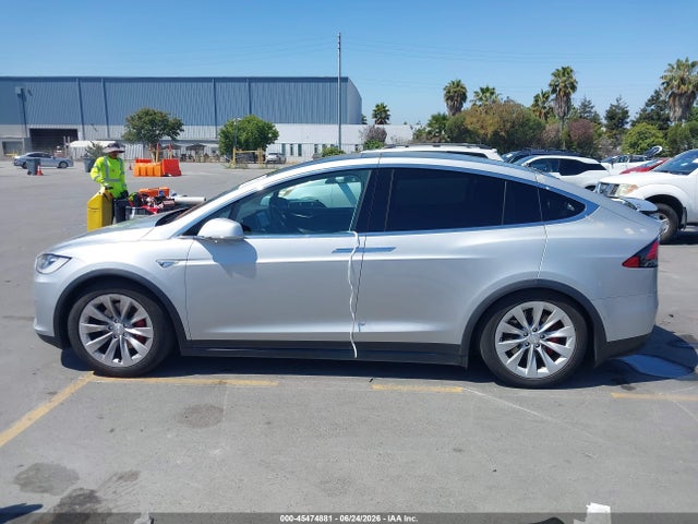Продажа на аукционе авто 2016 Tesla Model X 60d/p100d/p90d, vin: 5YJXCAE43GF005468, номер лота: 45474881
