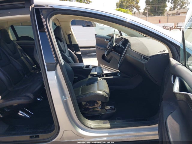 Продажа на аукционе авто 2016 Tesla Model X 60d/p100d/p90d, vin: 5YJXCAE43GF005468, номер лота: 45474881