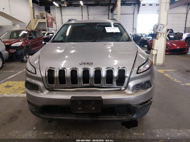 1C4PJLAB0HW661680 Jeep Cherokee Sport