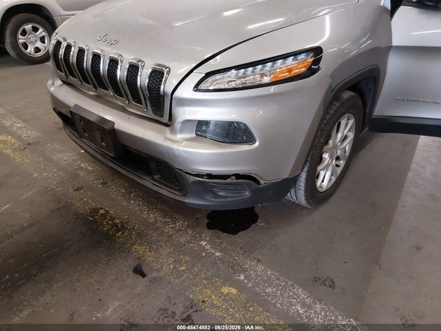 1C4PJLAB0HW661680 Jeep Cherokee Sport