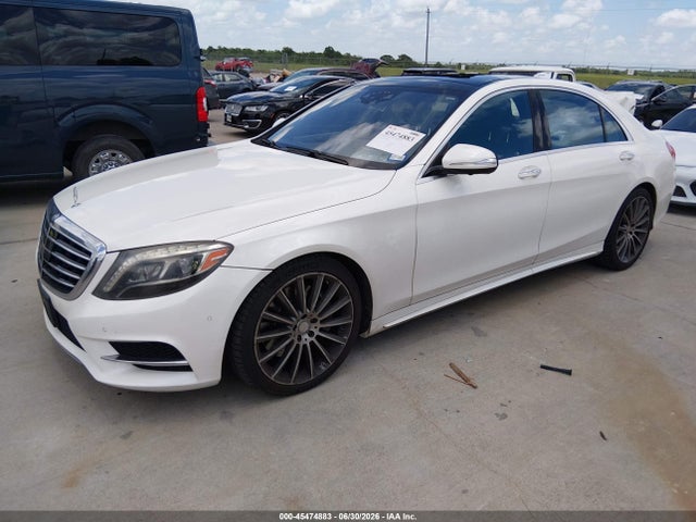 Mercedes-Benz S 550 2015 WDDUG8CB9FA068864 Image 2