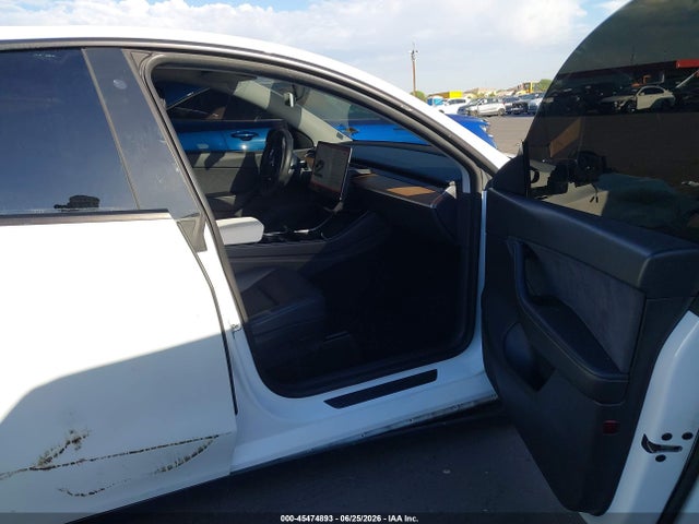 Продажа на аукционе авто 2020 Tesla Model Y Long Range Dual Motor All-wheel Drive, vin: 5YJYGDEE1LF016756, номер лота: 45474893