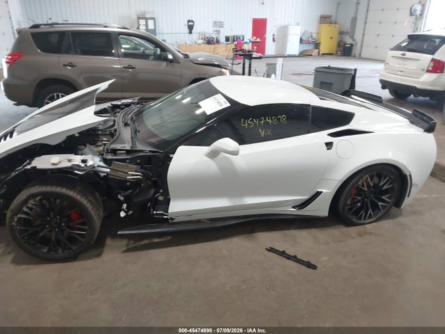 Продажа на аукционе авто 2016 Chevrolet Corvette Z06, vin: 1G1YP2D63G5604866, номер лота: 45474898