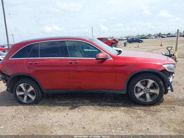 2019 Mercedes-benz Glc 300 მანქანა იყიდება აუქციონზე, vin: WDC0G4JB6KV120341, აუქციონის ნომერი: 45474905