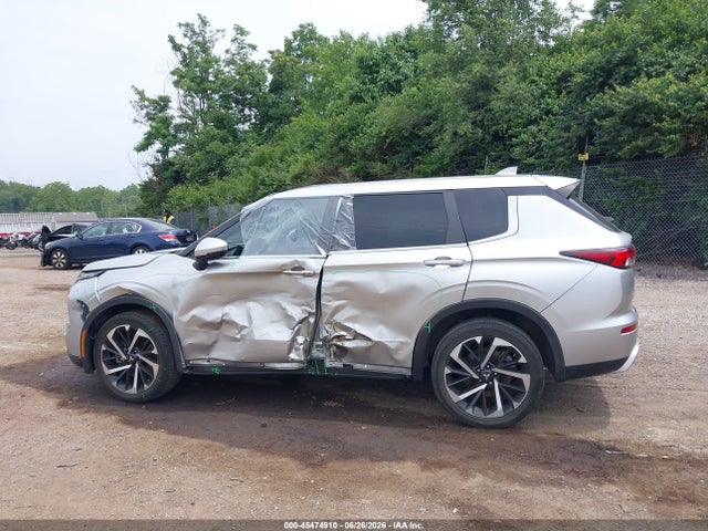 Mitsubishi Outlander 2022 JA4J4UA82NZ014127 Image 15