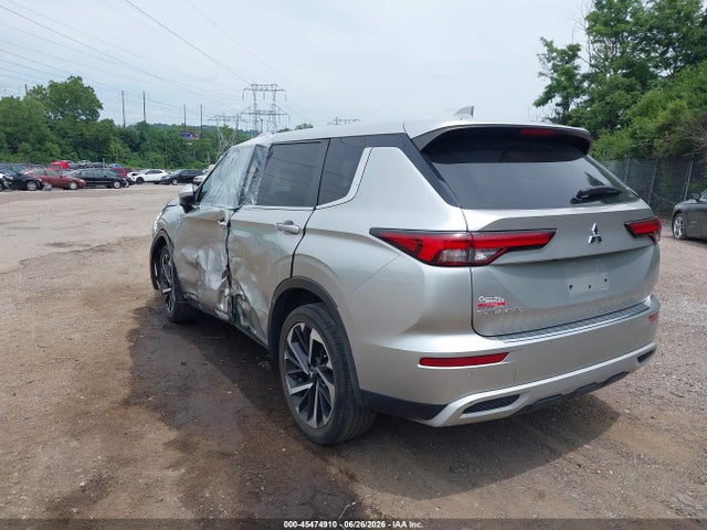 Mitsubishi Outlander 2022 JA4J4UA82NZ014127 Image 3