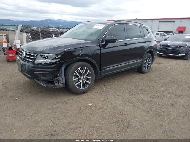 3VV2B7AX8LM017817 Volkswagen Tiguan 2.0t Se/2.0t Se R-line Black/2.0t Sel