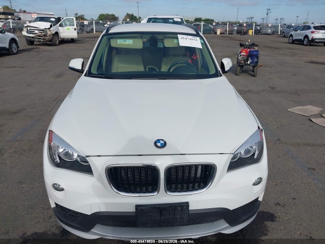 BMW X1 Sdrive28i 2015 WBAVM1C50FV316160 Image 12