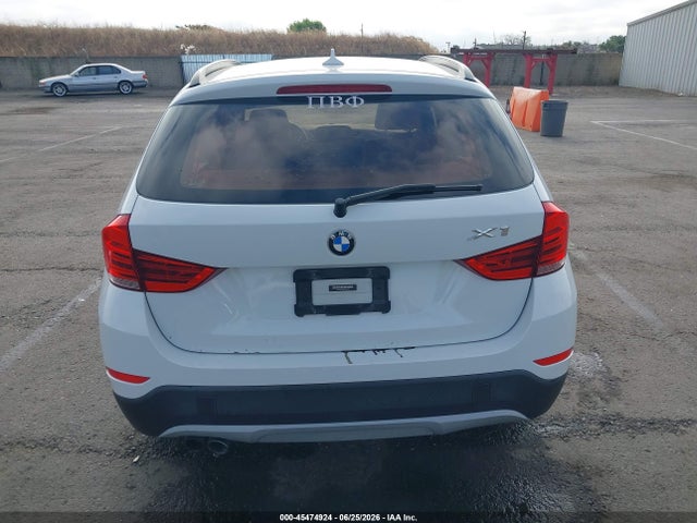 BMW X1 Sdrive28i 2015 WBAVM1C50FV316160 Image 16