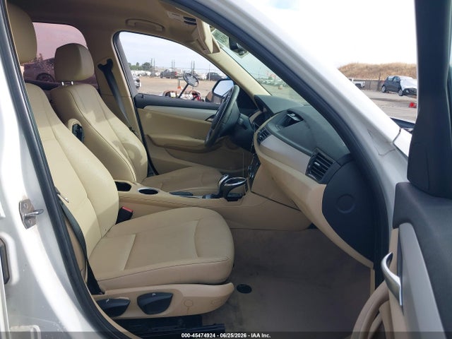 BMW X1 Sdrive28i 2015 WBAVM1C50FV316160 Image 5