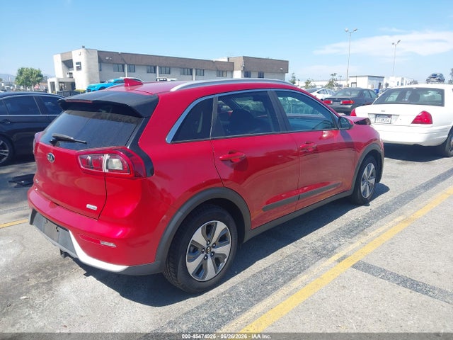 KNDCB3LC3K5351036 KIA NIRO LX