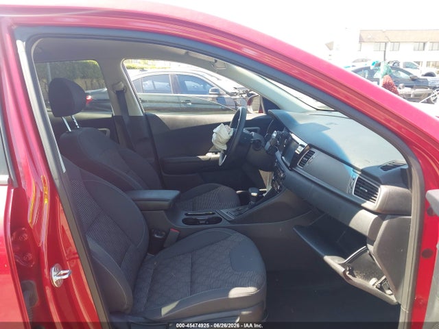 KNDCB3LC3K5351036 KIA NIRO LX