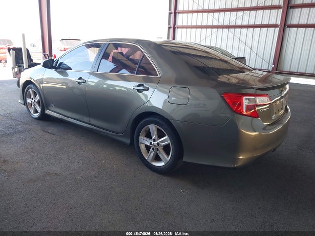 4T1BD1FK9EU118376 Toyota Camry Hybrid Se Limited Edition