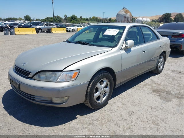 45474928 :رقم المزاد ، JT8BF28G0X0160182 vin ، 1999 Lexus Es 300 مزاد بيع
