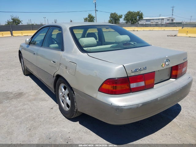 45474928 :رقم المزاد ، JT8BF28G0X0160182 vin ، 1999 Lexus Es 300 مزاد بيع