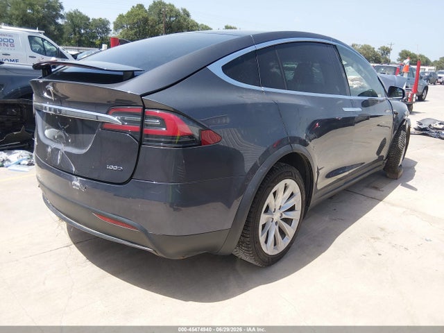Продаж на аукціоні авто 2017 Tesla Model X 100d/75d/90d, vin: 5YJXCBE28HF048256, номер лоту: 45474940