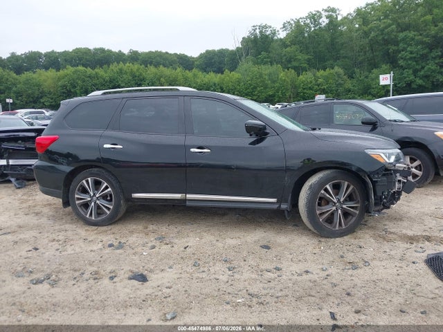 45474986 :رقم المزاد ، 5N1DR2MM1JC606628 vin ، 2018 Nissan Pathfinder Platinum مزاد بيع