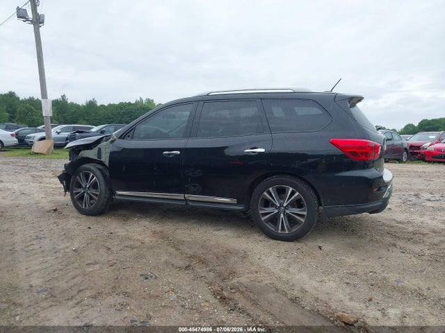 45474986 :رقم المزاد ، 5N1DR2MM1JC606628 vin ، 2018 Nissan Pathfinder Platinum مزاد بيع