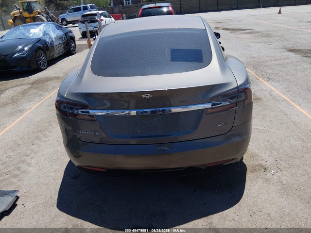 Tesla Model S 60d/70d/75d/85d/90d 2016 5YJSA1E23GF142392 Image 17