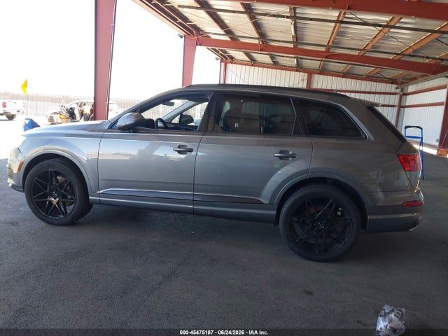 WA1LHAF75HD045188 Audi Q7 2.0t Premium