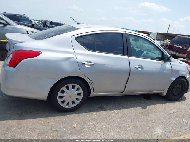 45475185 :رقم المزاد ، 3N1CN7AP8JL819509 vin ، 2018 Nissan Versa 1.6 Sv مزاد بيع