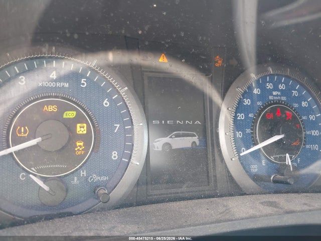 5TDYZ3DCXKS989486 Toyota Sienna Xle 8 Passenger