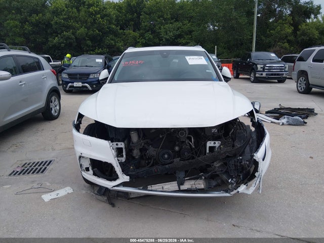 2018 Audi Q5 2.0t Premium/2.0t Tech Premium მანქანა იყიდება აუქციონზე, vin: WA1ANAFY1J2009914, აუქციონის ნომერი: 45475288