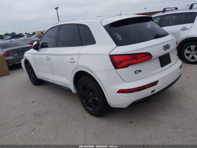 2018 Audi Q5 2.0t Premium/2.0t Tech Premium მანქანა იყიდება აუქციონზე, vin: WA1ANAFY1J2009914, აუქციონის ნომერი: 45475288
