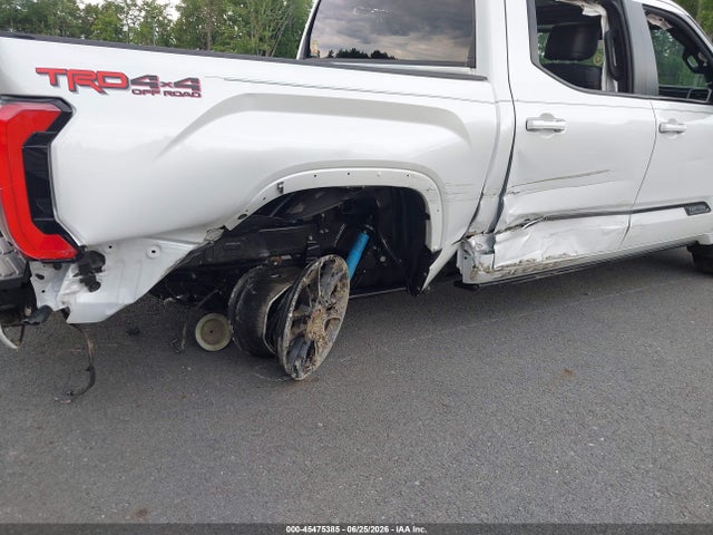Продаж на аукціоні авто 2026 Toyota Tundra Platinum Crewmax 5.5' Bed, vin: 5TFWA5DB8TX341075, номер лоту: 45475385