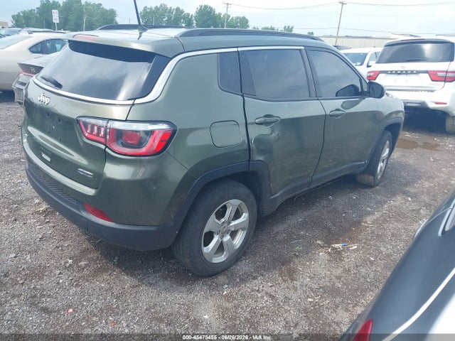 2018 Jeep Compass Latitude 4x4 მანქანა იყიდება აუქციონზე, vin: 3C4NJDBB0JT402937, აუქციონის ნომერი: 45475455