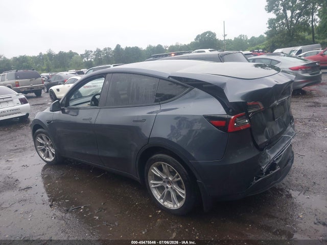 Продаж на аукціоні авто 2023 Tesla Model Y Awd/long Range Dual Motor All-wheel Drive, vin: 7SAYGDEE7PF979654, номер лоту: 45475546