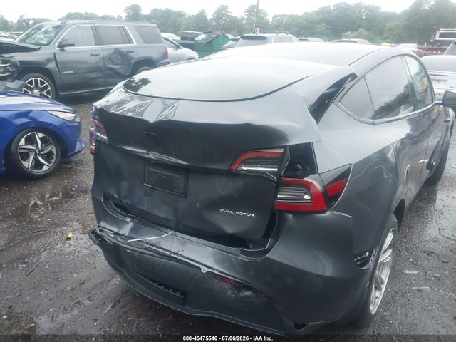 Продаж на аукціоні авто 2023 Tesla Model Y Awd/long Range Dual Motor All-wheel Drive, vin: 7SAYGDEE7PF979654, номер лоту: 45475546