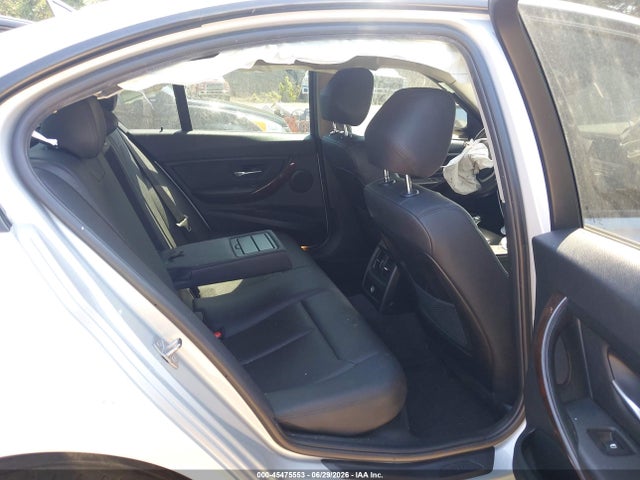45475553 :رقم المزاد ، WBA3C1C58FP853261 vin ، 2015 Bmw 328i مزاد بيع