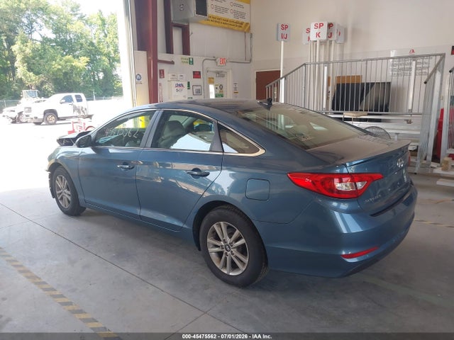 Hyundai SONATA SE 2017 5NPE24AF5HH443477 Image 3