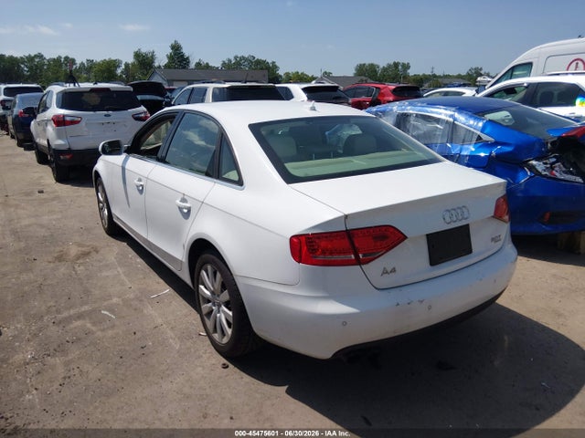 Продажа на аукционе авто 2011 Audi A4 2.0t Premium, vin: WAUFFAFL7BN051949, номер лота: 45475601