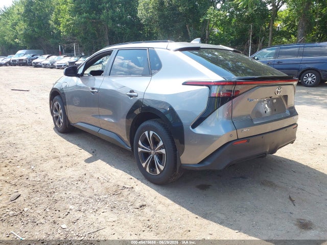 Toyota BZ4X XLE 2024 JTMABACA6RA091470 Image 3