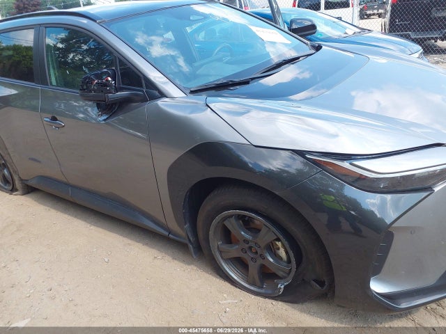Toyota BZ4X XLE 2024 JTMABACA6RA091470 Image 6