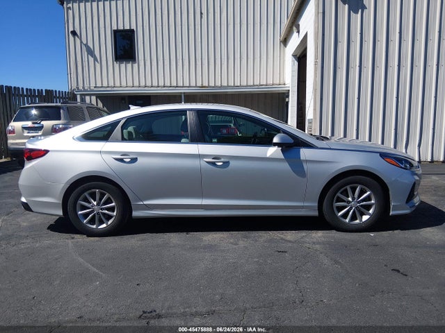 Hyundai SONATA ECO 2018 5NPE24AA3JH687462 Image 14