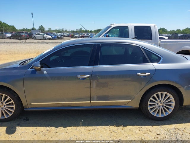 2017 Volkswagen Passat 1.8t Se მანქანა იყიდება აუქციონზე, vin: 1VWBT7A34HC061022, აუქციონის ნომერი: 45475984
