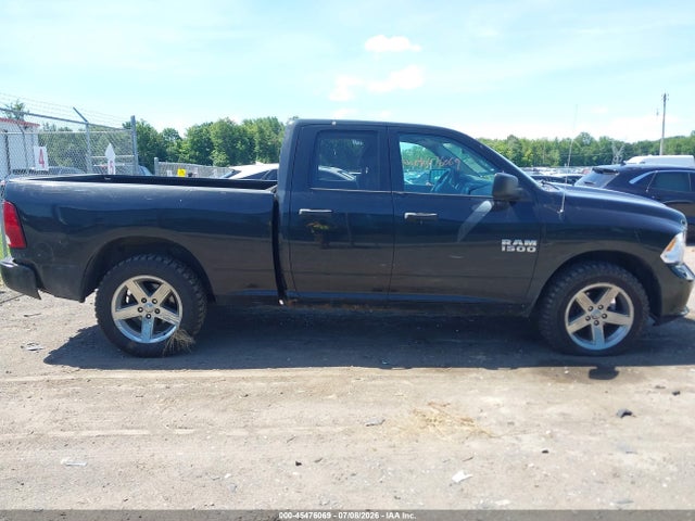 2017 Ram 1500 Express  4x4 6'4 Box მანქანა იყიდება აუქციონზე, vin: 1C6RR7FTXHS828488, აუქციონის ნომერი: 45476069