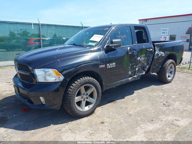 2017 Ram 1500 Express  4x4 6'4 Box მანქანა იყიდება აუქციონზე, vin: 1C6RR7FTXHS828488, აუქციონის ნომერი: 45476069