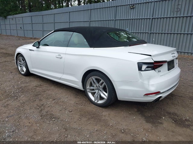 Продажа на аукционе авто 2019 Audi A5 45 Premium, vin: WAUWNGF55KN009528, номер лота: 45476101