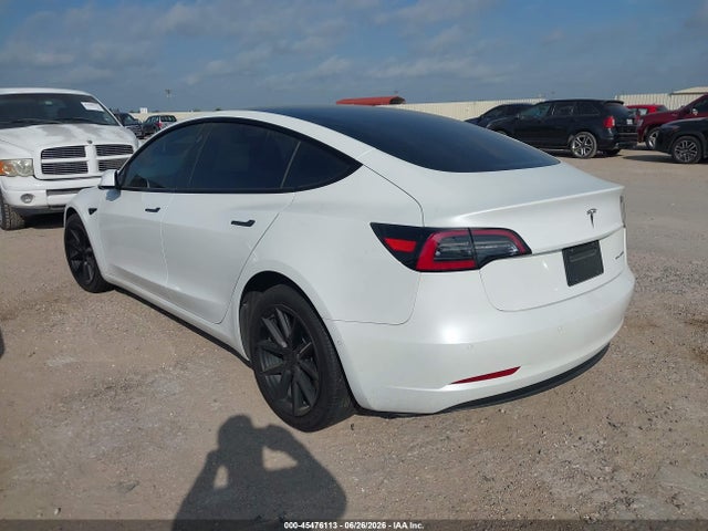 2022 Tesla Model 3 Long Range Dual Motor All-wheel Drive მანქანა იყიდება აუქციონზე, vin: 5YJ3E1EB8NF135041, აუქციონის ნომერი: 45476113