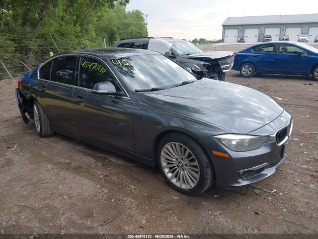 45476130 :رقم المزاد ، WBA3A5C53DF357378 vin ، 2013 Bmw 328i مزاد بيع