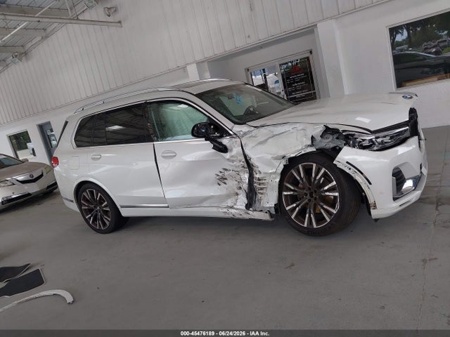 Продажа на аукционе авто 2022 Bmw X7 Xdrive40i, vin: 5UXCW2C08N9L97266, номер лота: 45476189
