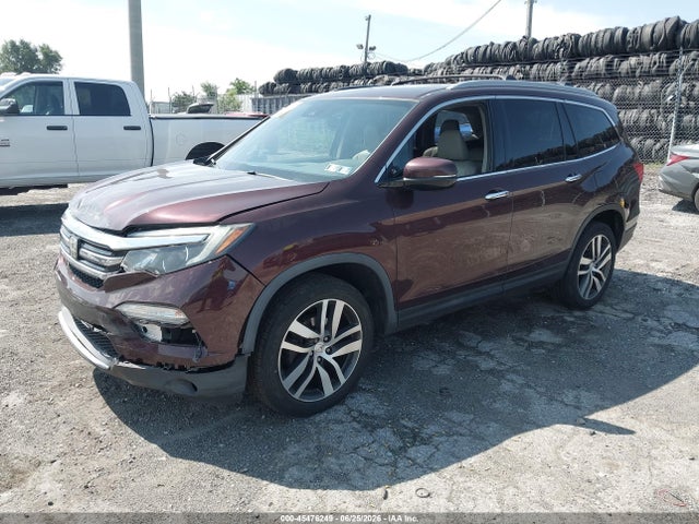 Honda Pilot Touring 2017 5FNYF6H97HB013123 Image 2
