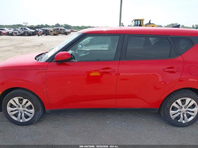 2020 Kia Soul Lx მანქანა იყიდება აუქციონზე, vin: KNDJ23AU0L7063340, აუქციონის ნომერი: 45476366