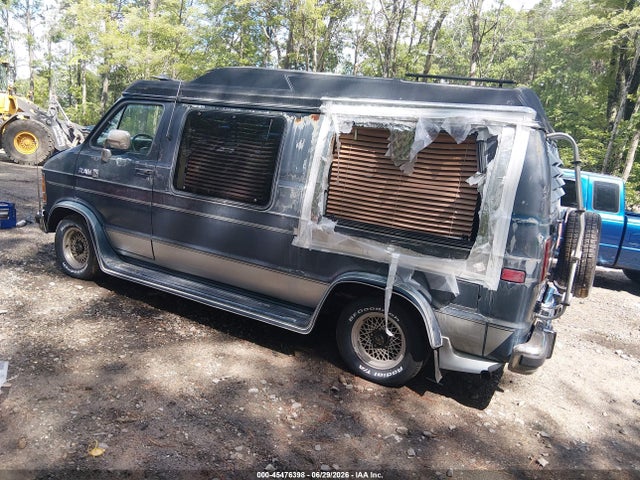 45476398 :رقم المزاد ، 2B6HB23Y3JK134712 vin ، 1988 Dodge Ram Van B250 مزاد بيع
